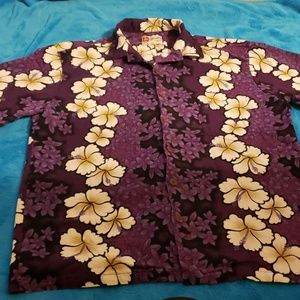 Hilo Hattie Shirts - The Hawaiian Original by Hilo Hattie's Hilo Hattie Shirts - The Hawaiian Original by Hilo Hattie's